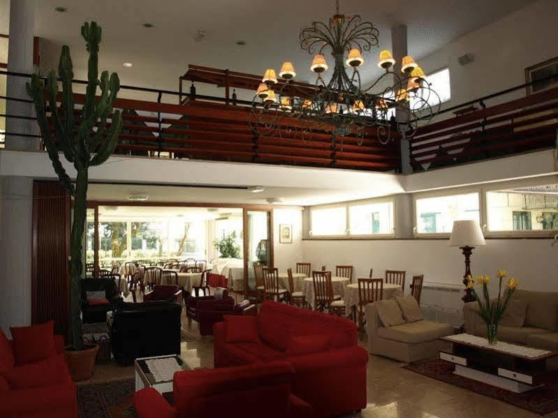 Hotel Il Caravaggio Marina di Pietrasanta Extérieur photo