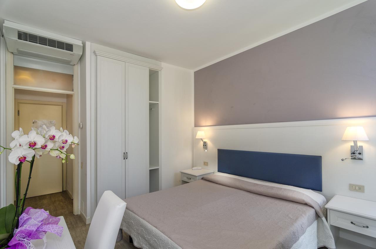 Hotel Il Caravaggio Marina di Pietrasanta Extérieur photo